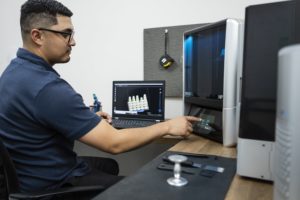 XiP桌面3D打印机工程师桌